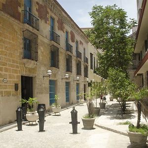 El Comendador Hotel Havana Exterior photo