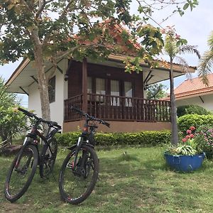 Plaifah Resort Ubon Song Khon Exterior photo