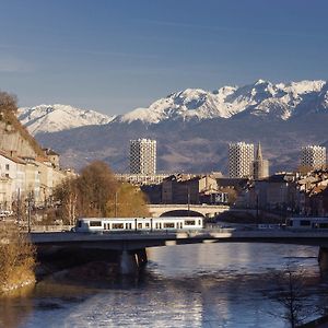 Ibis Grenoble Gare Hotel Exterior photo