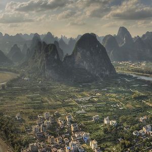 Nirvana Organic Farm Inn Yangshuo Exterior photo