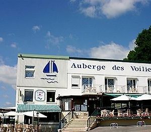 Auberge Des Voiliers Hotel Langres Exterior photo