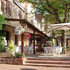 Auberge Aux Portes De Conques Hotel Saint-Cyprien-sur-Dourdou Exterior photo