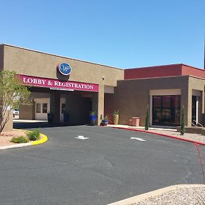 Windemere Hotel & Conference Center Sierra Vista Exterior photo