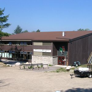 The Canadian Ecology Centre Villa Calvin Exterior photo