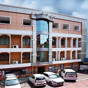 Anandkrishna Residency Hotel Guruvayur Exterior photo