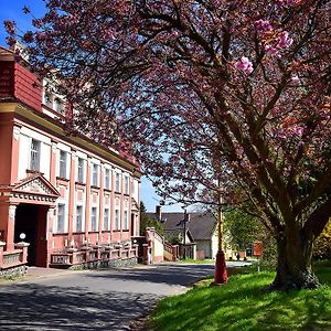 Penzion Klaster Hotel Trebenice Exterior photo