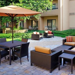 Courtyard By Marriott Lexington North Hotel Facilities photo