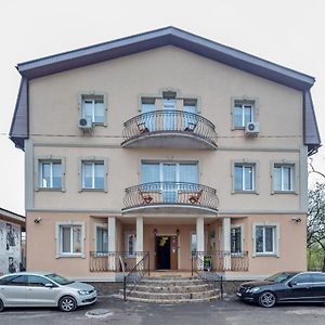 Green Hotel Kyiv Exterior photo