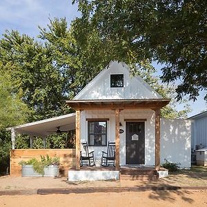 Mustard Seed B&B On The Llano Exterior photo