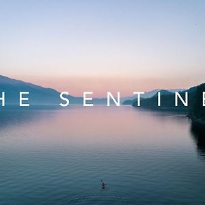 The Sentinel Hotel Kaslo Exterior photo