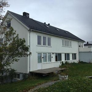 Lofoten Bed & Breakfast Reine - Rooms & Apartments Exterior photo