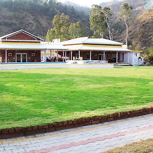 Four Banyans Spirit & Nature Resort Rāipur Exterior photo