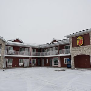 Super 8 By Wyndham Watrous Motel Exterior photo