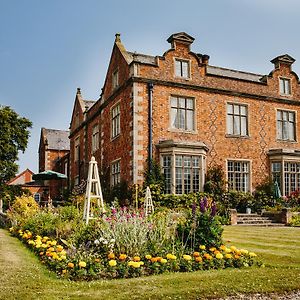 Willington Hall Hotel Tarporley Exterior photo