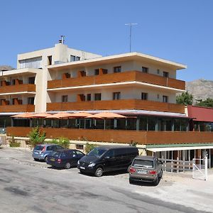 Castel De Vergio Hotel Albertacce Exterior photo