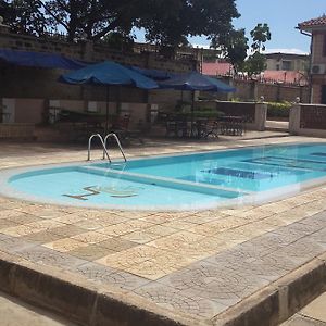 Le Savanna Country Lodge And Hotel Kisumu Exterior photo