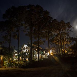 Refugio Monte Olimpo Hotel Campo Alegre  Exterior photo