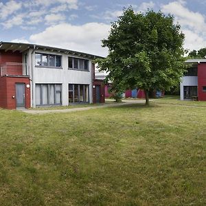 Basiskulturfabrik Oeko-Hotel Neustrelitz Exterior photo