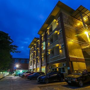 Tonwai Modern Place Hotel Phitsanulok Exterior photo