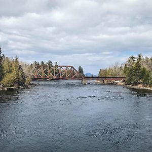 Moosehead Memories + Sandbar Cabin Villa Rockwood Exterior photo