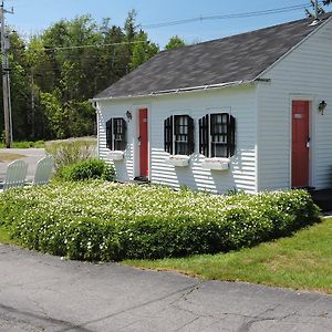 Open Hearth Inn Trenton Exterior photo