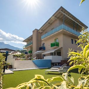 Energy Hotel Calceranica al Lago Exterior photo