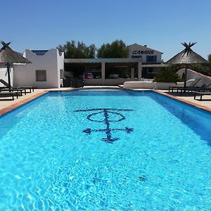 Clamador Hotel Saintes-Maries-de-la-Mer Exterior photo