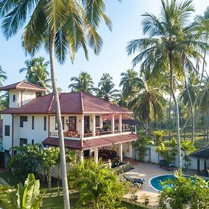 Lanka Beach Villa Rekawa Exterior photo