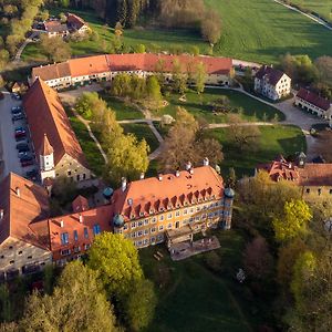 Naturschlosshotel Blumenthal Aichach Exterior photo