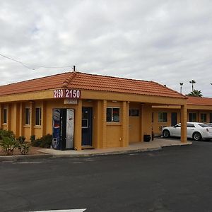 Mesa Oasis Inn & Motel Exterior photo