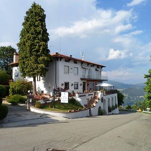 Hotel Panoramico Lago D'Orta (Adults Only) Madonna Del Sasso Exterior photo