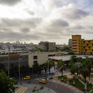 Hotel Med Barranquilla Centro Exterior photo