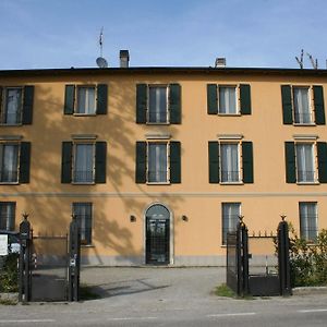 Residence Alle Scuole Country House Granarolo dell'Emilia Exterior photo