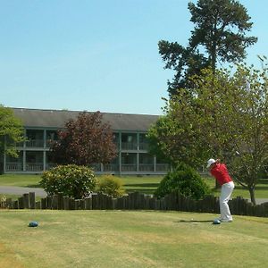 Baneberry Golf And Resort Exterior photo