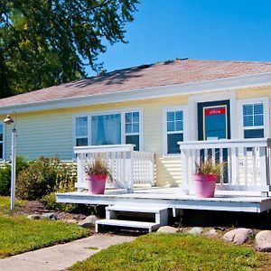 Blue Door Cottages Monticello Exterior photo