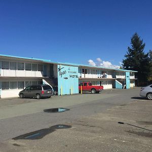 Tyee Village Motel Port Alberni Exterior photo