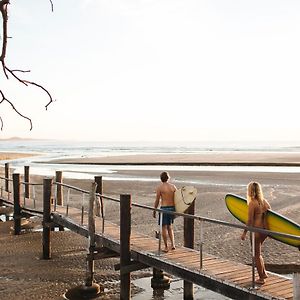 The Beach Arrawarra Hotel Exterior photo