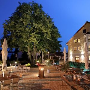 Alte Linde Landhotel & Restaurant Aalen Exterior photo