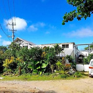 Muumin Farm Villa Nakijin Exterior photo