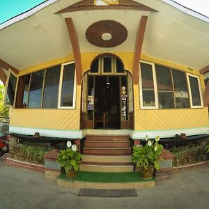 Nanda Wunn Hotel Nyaungshwe Township Exterior photo