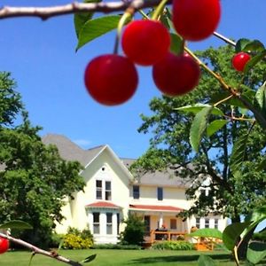 Country Hermitage Bed & Breakfast Acme Exterior photo