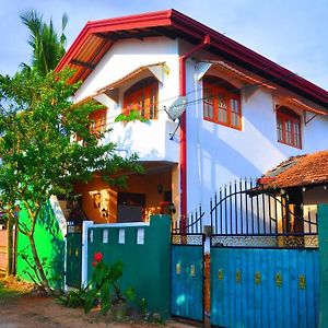 Senero House Hotel Bentota Exterior photo