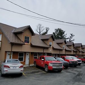 Meilleure Auberge Gatineau Exterior photo