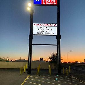 Texan Inn And Suites Monahans Exterior photo