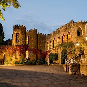 The Manor Basket Range Hotel Exterior photo