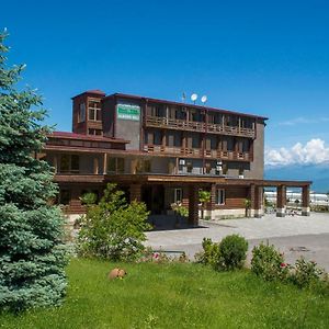 Alazani Valley Hotel Telavi Exterior photo