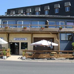 Hotel Du Lac - Au Bord Du Lac La Tour-d'Auvergne Exterior photo