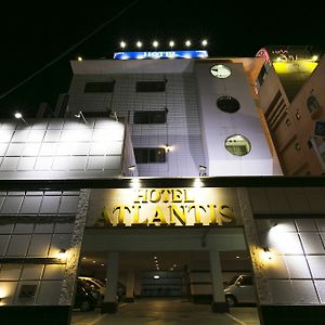 Hotel Atlantis Higashi Osaka (Adults Only) Exterior photo