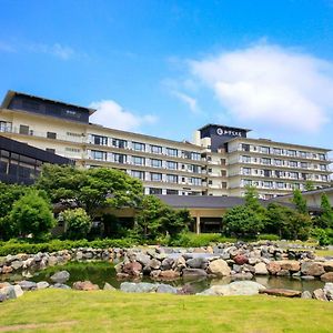 Yamashiro Onsen Miyabi No Yado Kaga Hyakumangoku Hotel Exterior photo