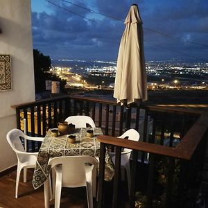 The Potter'S House Overlooking The Bay Of Haifa Apartment Exterior photo